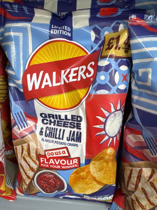 WALKERS GRILLED CHEESE &CHILLI JAM (CRISPS)